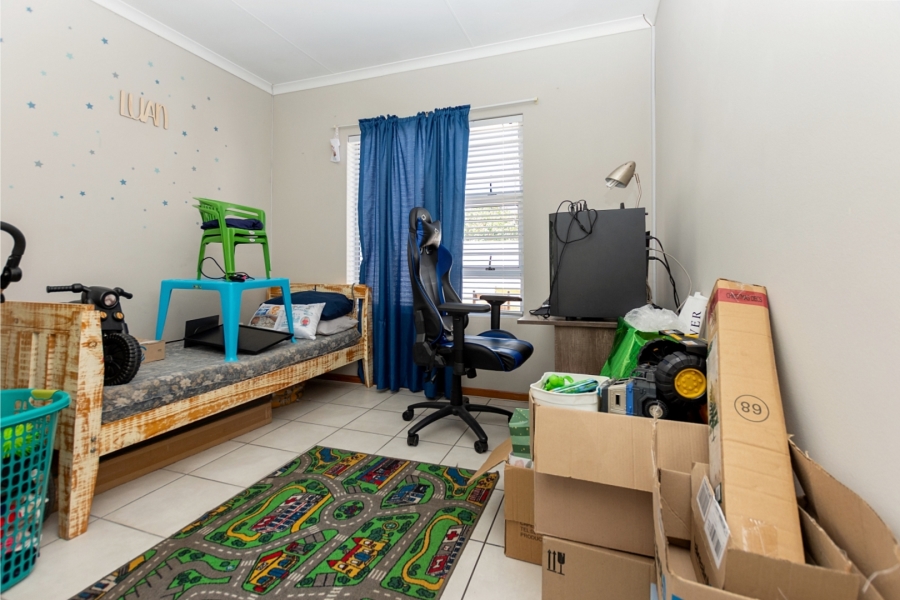 2 Bedroom Property for Sale in Laaiplek Western Cape